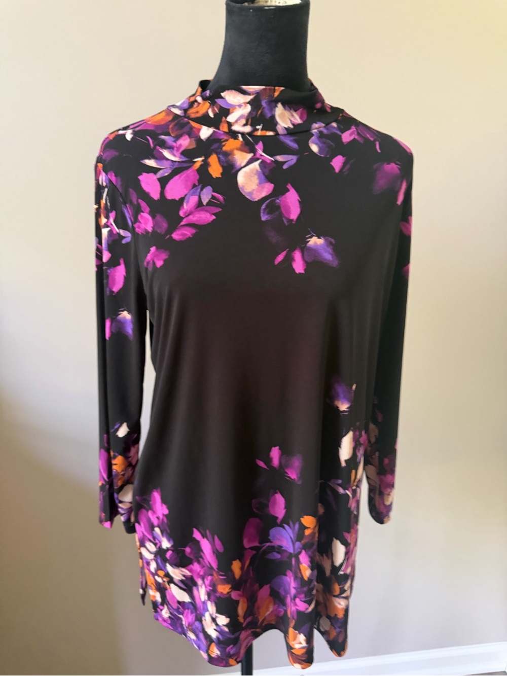 Susan Graver Black Floral Mock-Neck 3/4 Sleeve Top w/ Purple & Orange Print MED
